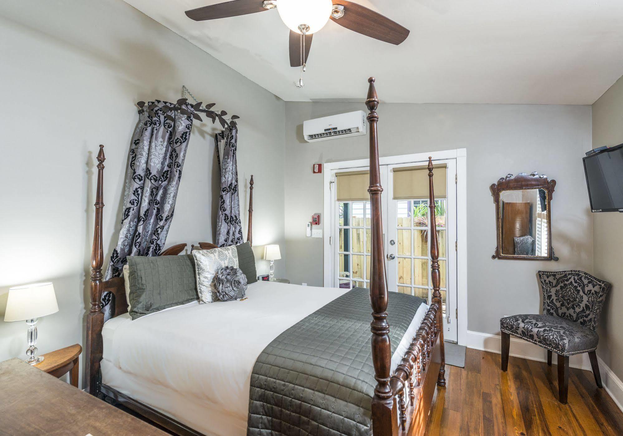 Carriage Way Inn Bed & Breakfast Adults Only - 21 Years Old And Up St. Augustine Εξωτερικό φωτογραφία