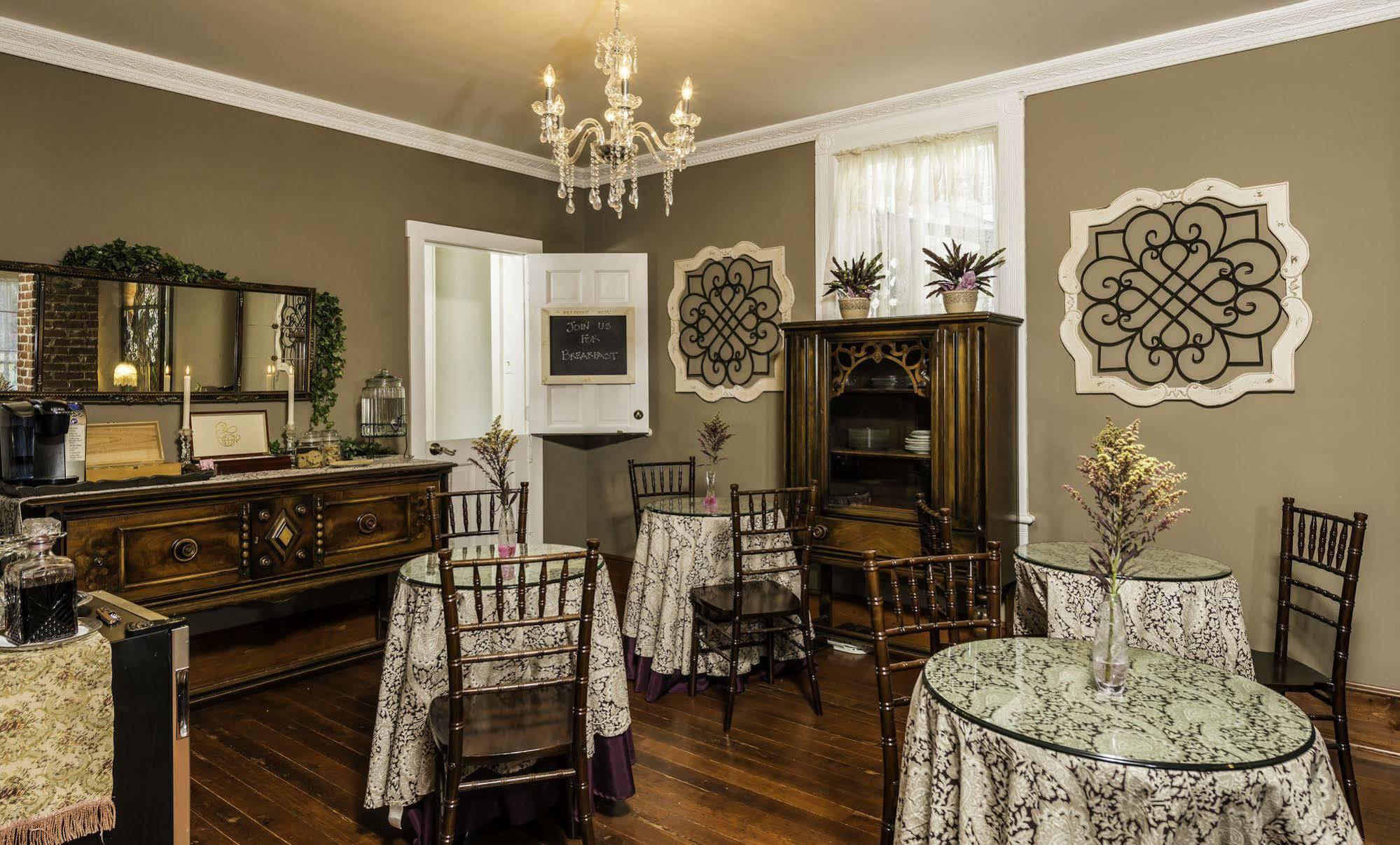 Carriage Way Inn Bed & Breakfast Adults Only - 21 Years Old And Up St. Augustine Εξωτερικό φωτογραφία